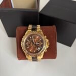 Modelo michael kors
110526450 
Já com a caixa...