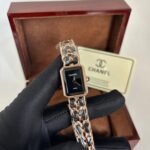 Chanel 

250426750...