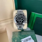 Rolex Daytona 

Tamanho 41mm
Super clone 
Valor 5 mil 

#relogios #semijóiasdelu...