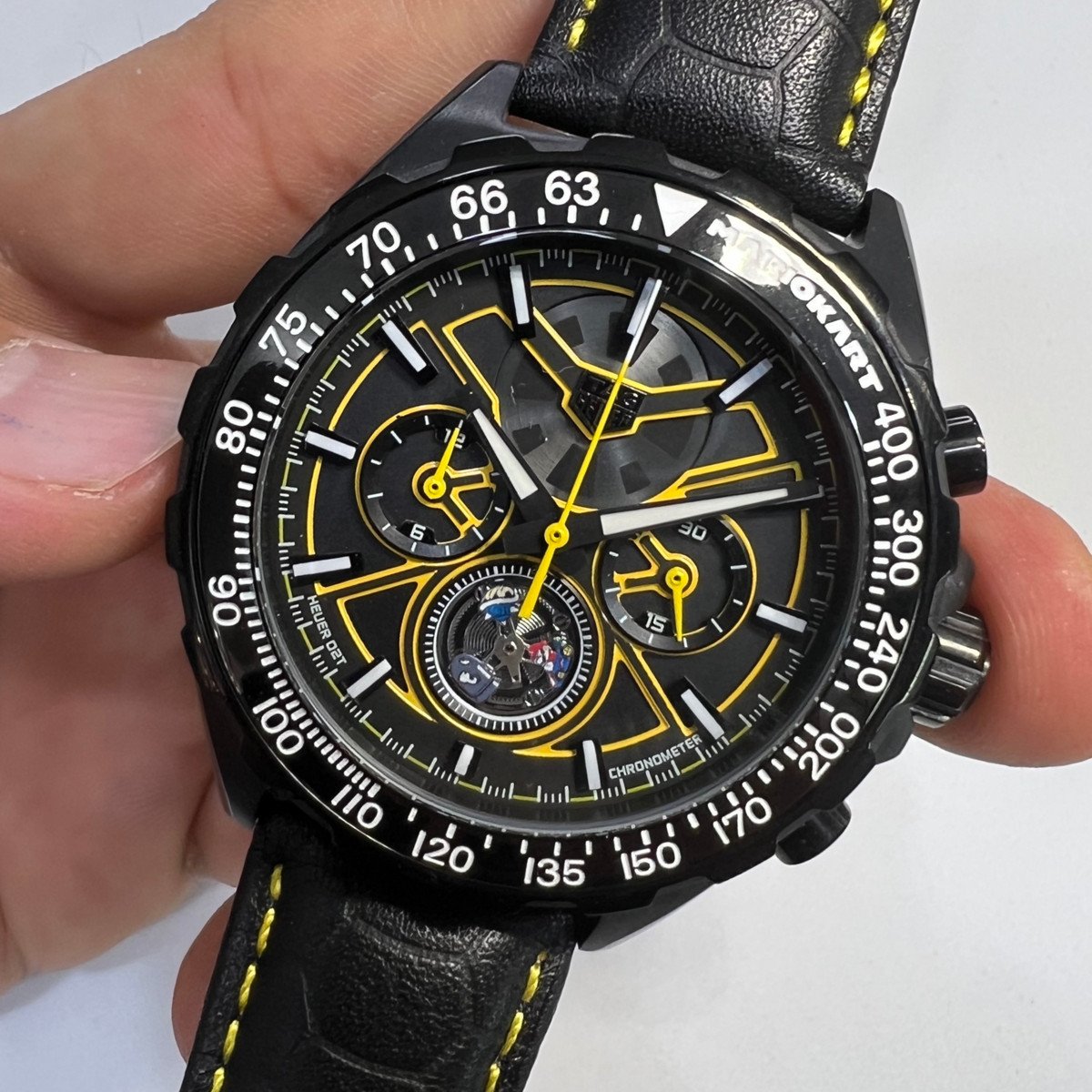 a43f4e_6bb013905edd408da8a9d571e63a3fc1mv2 TAG Heuer Calibre 16 - F1 - Mario Kart - Lançamento - 44mm - Imagem 1