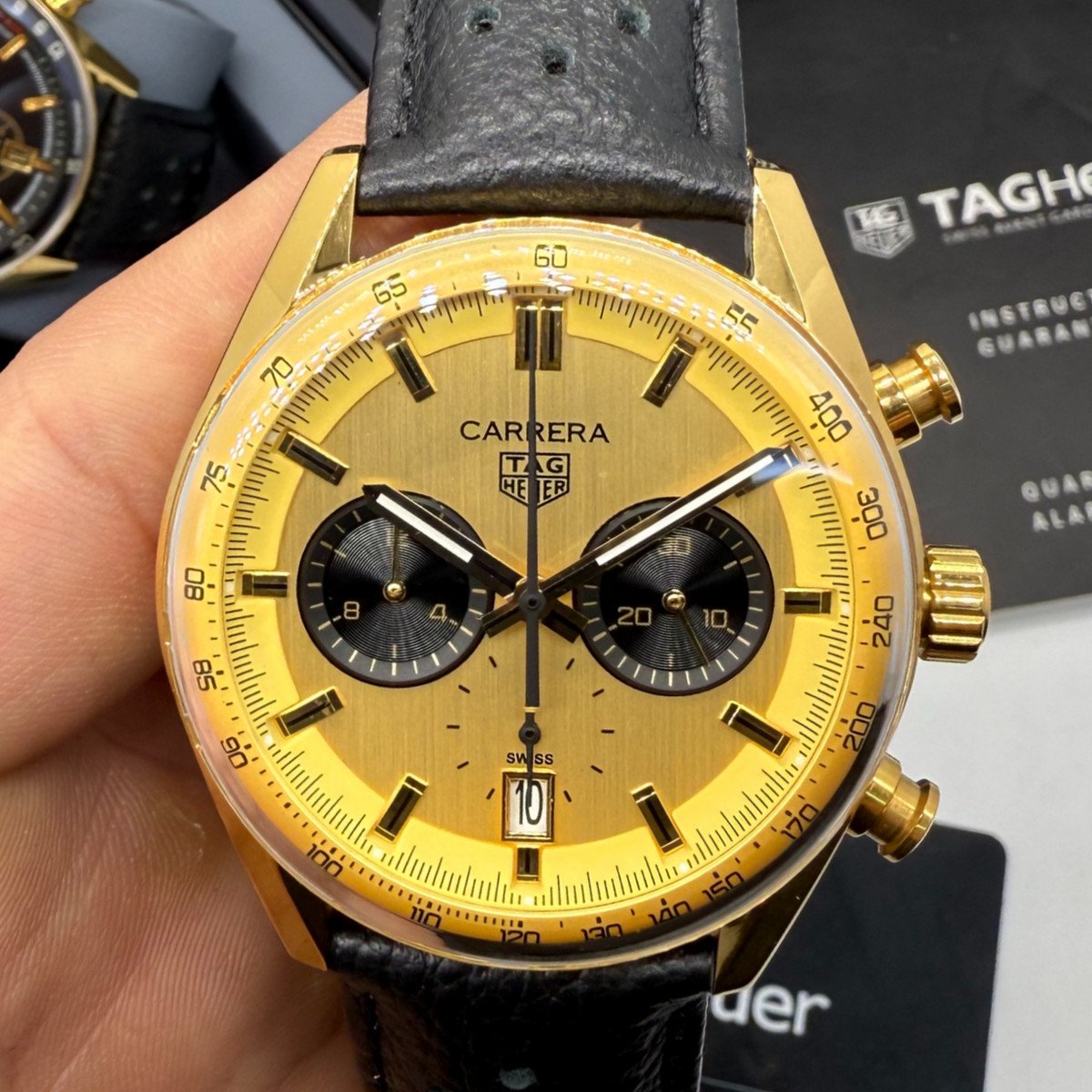 a43f4e_83b9a0e440e54b3e8e33269bb345640cmv2 TAG Heuer Carrera Chronograph Aço/Dourado 39mm - Dourado - - Imagem 1