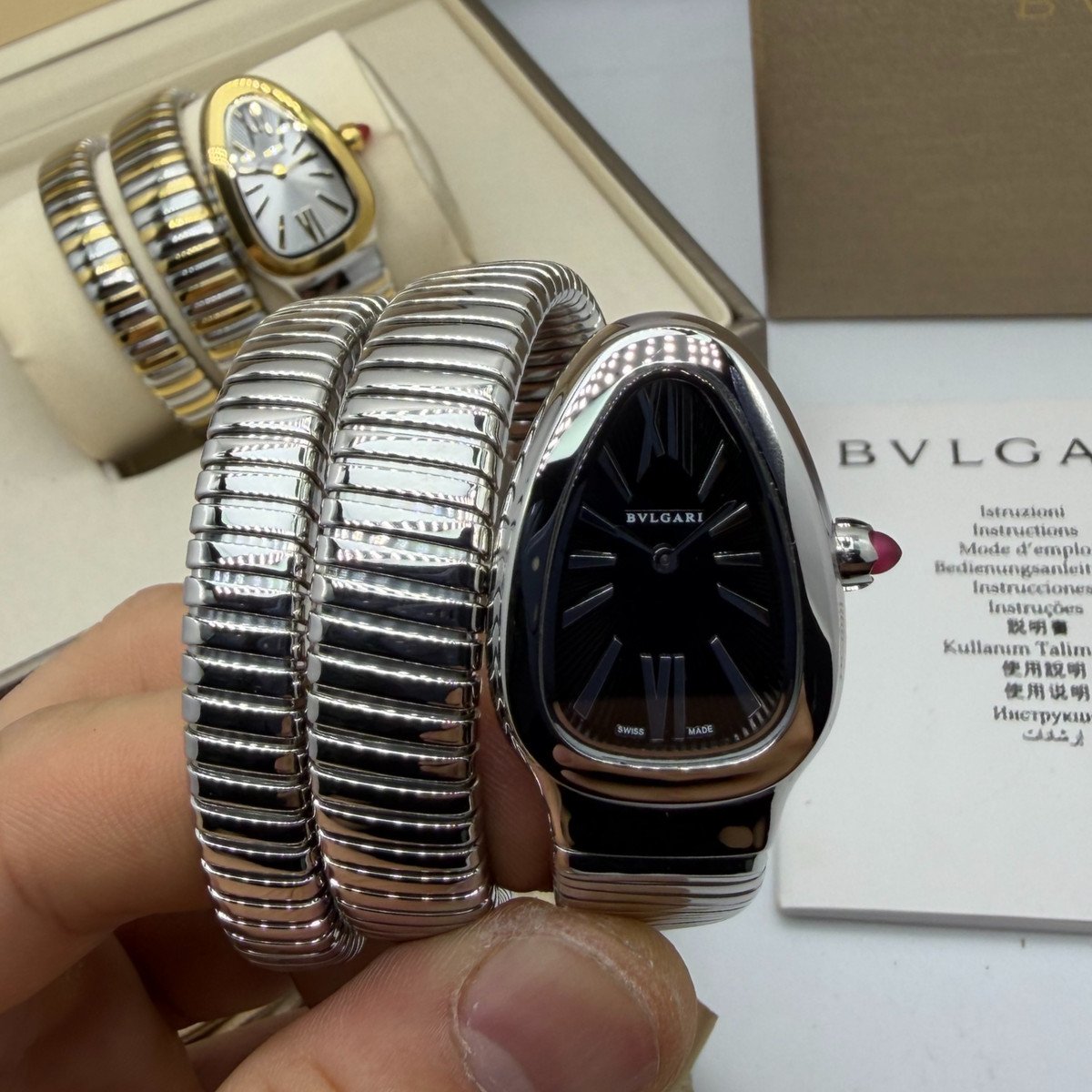 a43f4e_9da480ff07634ce789249f24685cfa8amv2 Bvlgari Serpenti Tubogas 02 Voltas 35mm Aço Mostrador Preto - Imagem 1