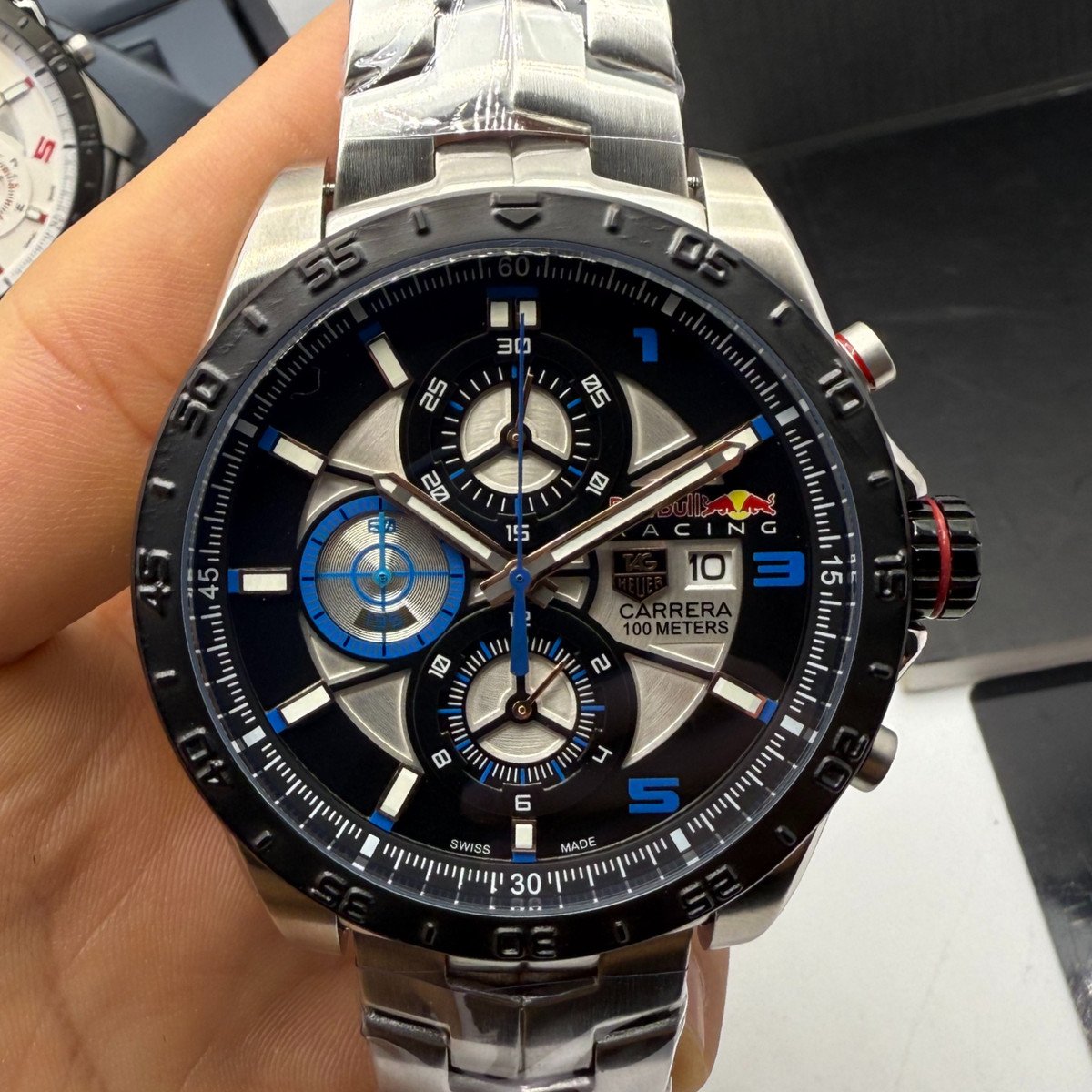a43f4e_d9cd0887783c4e128f57e121311cb022mv2 TAG Heuer Carrera RedBull Aço 43mm Mostrador Preto - Puls. Aço - Imagem 1