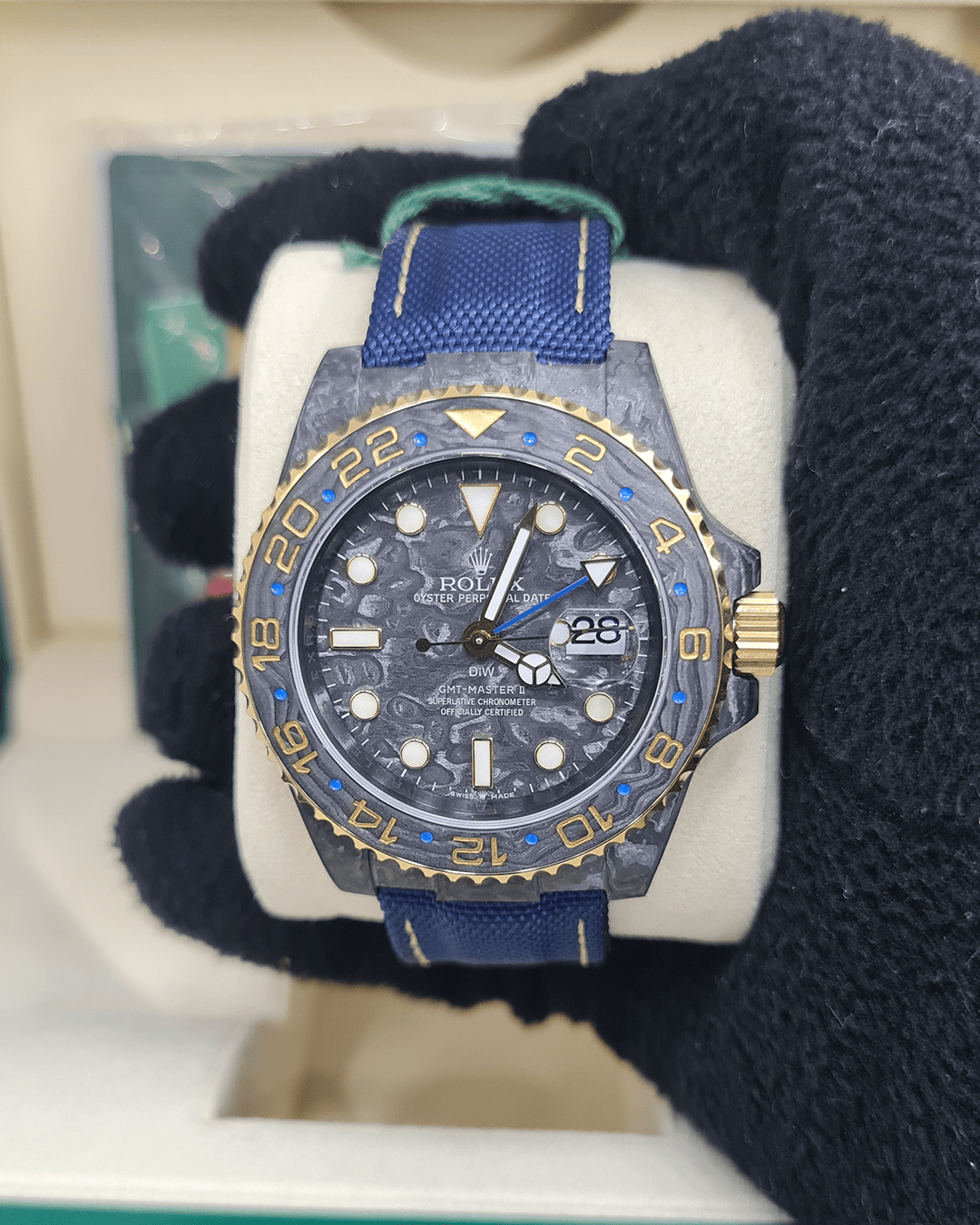relogio-40mm-automatico-safira-carbono-azul-gmt-foto1 Relógio 40mm Automático Safira Carbono Azul GMT - Imagem 1