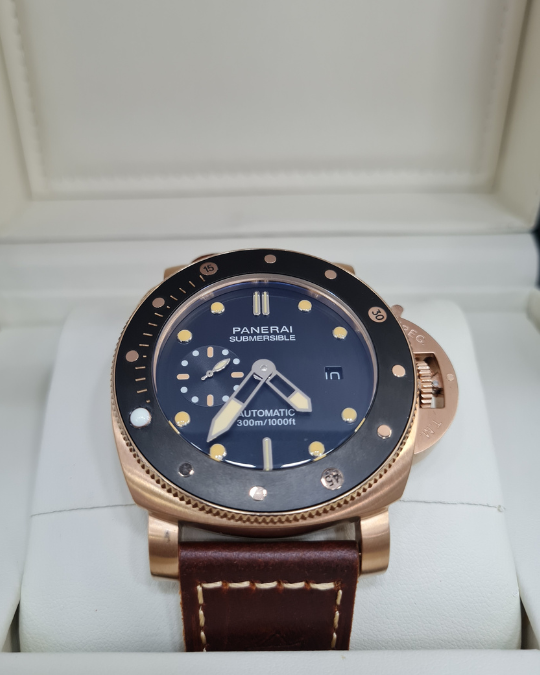 relogio-submersible-automatico-vidro-safira-foto1 Panerai Submersible Automatic – Caixa Gold Pulseira em Couro Automático Vidro Safira - Imagem 1